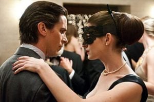 chistian-bale-anne-hathaway-dark-knight-rises1-470x312