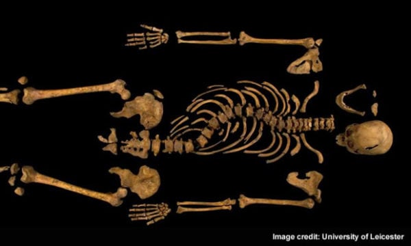 The-skeleton-of-Richard-I-013