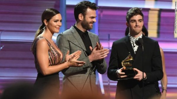 chainsmokers grammys 2017 768x431