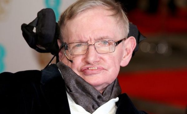 Stephen Hawking 550 900 crp