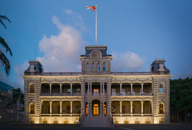 Iolani Palace