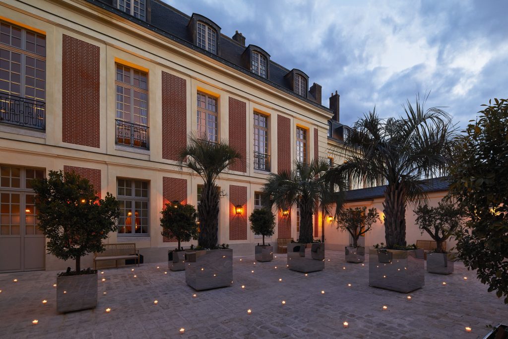 Photo courtesy of Airelles Château de Versailles, Le Grand Contrôle.